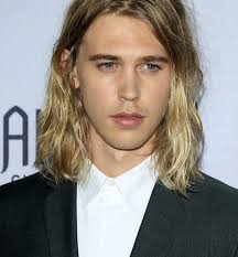 Austin butler isn't content just to be known as a tv and film star. Here Are 5 Reasons We Love Austin Butler Vanessa Hudgens Beau