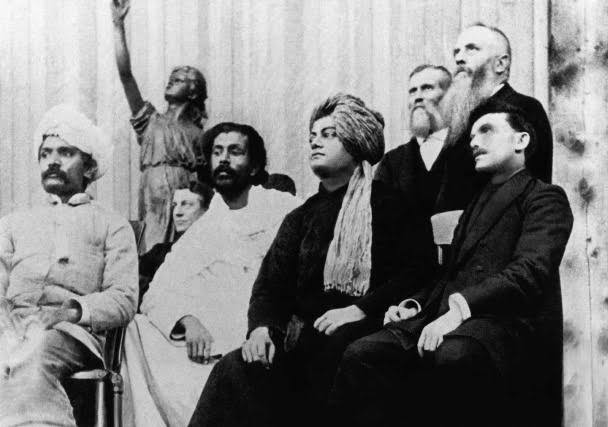 Vivekananda PHOTOS: Chicago Hall Where He Gave His 1st Speech – What It  Looks Like Now! – The Spiritual Bee