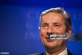 145 Ceo Of Alcoa Klaus Kleinfeld Stock Photos, High-Res Pictures, and  Images