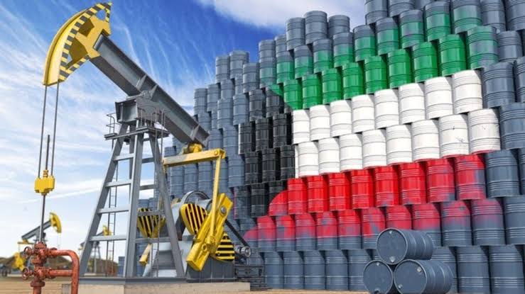 برميل النفط الكويتي يرتفع إلى 82.25 دولار وسط صعود الخام عالمياً