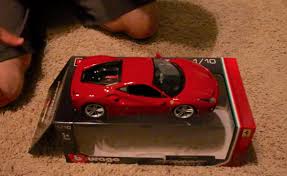 Bburago bburago 1:18 ferrari 488 gtb red. Unboxing 1 18 Scale Bburago Ferrari 488 Gtb Youtube