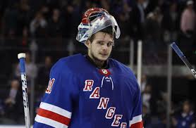 A Great Goaltending Hope Arrives With a Win - The New York Times