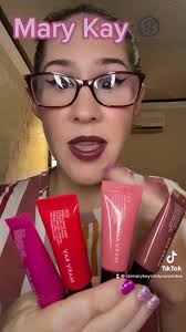 Nuevos tonos😍😍😍 Labial acabado en polvo At Play Mary Kay 🟤 Hot Cocoa  🔴Red Flame 🟣Pink Cherry 🟡Nude Mood 🤩Al verlos te enamoraras de  ellos!!!! 💁🏻‍♀️Si no cuentas con consultora de belleza,