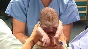 Αρχή βιογραφικό έργα video ειδήσεις φωτογραφίες συζήτηση. Sasa Mpasta Fwtografia Apo Th Stigmh Poy Gennietai H Korh Ths