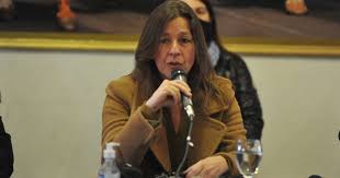 Sabina frederic y julio vitobello quedaron en la mira por el ingreso de fanáticos en la casa rosada. Sabina Frederic Endorsed The Intermittent Closures It Is A Good Scheme For Our Country Pledge Times