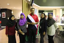 Download mp3 ceramah shamsul debat dan khairi abdullah gratis, ada 20 daftar lagu ceramah shamsul debat dan khairi abdullah yang bisa anda download. Syamsul Debat Buat Pekerja Tergeliat Rahang Suria Amanda