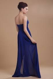 We did not find results for: Robe Bleu Courte Devant Longue Derriere Bustier Vague Orne De Fleurs Et Strass Robedesoireecourte Fr