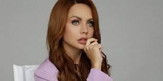 Максим младше супруги на 27 лет. Yunlpuahs431rm