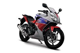 Honda's smallest cbr got a little bit bigger and better with the release of the 2015 cbr300r. Honda Cbr250r Cbr300r Wallpapers Wallpaper Cave