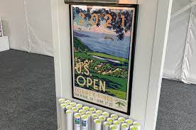 Open at torrey pines tees off early thursday morning, with bryson dechambeau looking to defend his 2020 title, which he won open champion shane lowry believes a mixture of luck and skill will be required to triumph in the 121st us open. Zm8jks2hguqhim