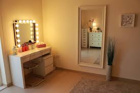 Ratings, based on 60 reviews. Makeup Vanity Table With Lighted Mirror You Ll Love In 2021 Visualhunt