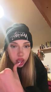 Sophei updated their status.