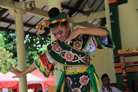 Tari yapong, jakarta contoh tari kreasi baru selanjutnya berasal dari jakarta. Tari Ronggeng Blantek Tari Kreasi Dari Betawi Indonesia Kaya