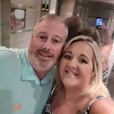 Carrie Bartley's Instagram, Twitter & Facebook