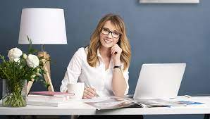 Are You Looking To Become A Fashion Journalist? - Corporate Vision Magazine