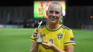 Magdalena lilly eriksson (also ericsson, born 8 september 1993) is a swedish footballer who plays as a defender for chelsea women in the english women's super league as well as for the swedish national team. Blackstenius Torschutzenkonigin Der U19 Euro Der Frauen Uefa U19 Em Frauen News Uefa Com