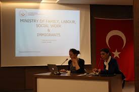 Türkiye'de ve Finlandiya'da Göçmen ve Sığınmacılar: Güncel Sorunlar ve  Sosyal Çalışma Uygulamaları Paneli Düzenlendi | Sağlık Bilimleri Fakültesi