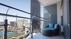 The cosmopolitan of las vegas' casino is now at 100% capacity. Cosmopolitan Hotel Casino Las Vegas Reisefuhrer