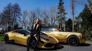 Dit houden wij nog even geheim. Joel Beukers Rijdt Gouden Auto S Ik Val Liever Niet Teveel Op Autobahn