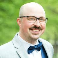 Kristopher Hurst's Instagram, Twitter & Facebook