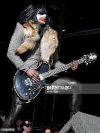 21 august 2010 (uk) see more ». Guitarist Wes Borland Of Limp Bizkit Performs Onstage At The Forum On Limp Bizkit Leeds Festival Onstage