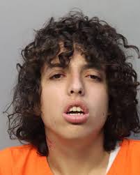 RODRIGUEZ, DAMARIS DOB 12/22/2002 22 F Charges BATTERY/ AGGRAVATED/ WITH A  DEADLY WEAPON CONTROLLED SUBSTANCE/ POSSESSION Bond: $ 2500 ** DRUG  PARAPHERNALIA/ POSSESSION W/ INTENT TO USE Bond: $ 500 ** TRESPASS/  UNOCCUPIED STRUCTURE OR CONVEYANCE Bond ...