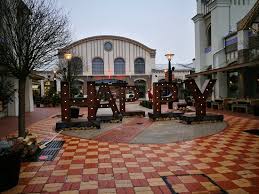 More than 100 boutiques offering savings up to 60%. Eingang Ins Village Picture Of Ingolstadt Village Tripadvisor