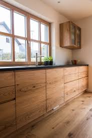 Ein Haus Mit Einem Verborgenen Schatz Haberl Turen Haus Kuchen Haus Innenarchitektur Einfaches Haus