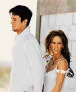 Jennifer love hewitt free mp3 music downloads. Jennifer Love Hewitt And Enrique Iglesias Famousfix Com Post