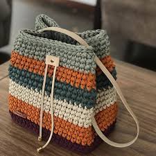 Cansada Com Minhas Meias Três Quartos Nao Resisti Essa E Minha So Eu Nao Tinha Uma Bolsa Da Fifi Nunca Fazia Um Tempinho Pra Fazer Alg Sacolas De Trico Diy Bolsa De Trico Padroes De Mala