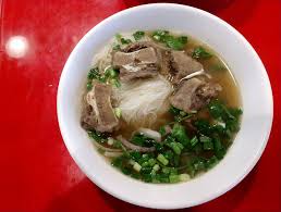 Authentic oxtail pho (phở đuôi bò) & my vietnamese grandmother. Come To Lynnwood S Pho Country House For Comfort In A Bowl Heraldnet Com