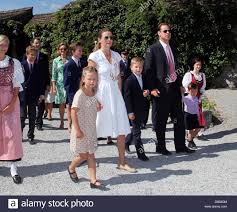 She married emanuel alexander prinz von und zu liechtenstein, son of alexander friedrich manfred maria prinz anna maria carolina prinzessin von und zu liechtenstein b. Princess Camilla Tatjana Prinzessin Von Und Zu Liechtenstein Prince Moritz Constantin Furst Von Und Zu Liechtenstein Prince Benedikt Zu Fuss Von Der Burg Auf Die Wiese Um Den Nationalfeiertag Am 15 August