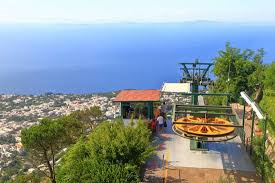 From wikimedia commons, the free media repository. La Seggiovia Del Monte Solaro Itinerari E Escursioni A Anacapri