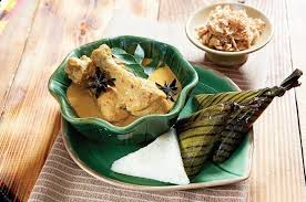 Nyap nyap nyap nyam nyam nyam lemang yang senang dan sedap.wowww. Ternyata Beda Daerah Beda Pula Pendamping Ketupat Lebaran Halaman All Bangka Pos