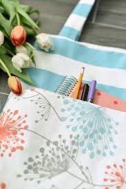 To tell you the truth, it is perfect sewing project for beginners! Cute Easy Tote Bag Pattern With A Pocket Crazy Little Projects