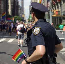 From san fransisco to shanghai, grab your rainbow flag and ejoy our list of the best pride festivals around the world. New Yorker Pride Will Polizisten Von Parade Ausschliessen Welt