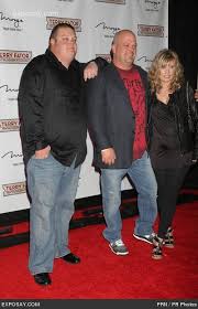 He is well known as the owner of the world rick harrison striking a family pose for the pawn star feature photo. Pin On Gold Silver Pawn Stars