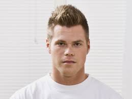 Here are the top 9 fohawk hairstyles/faux hawk haircuts for men. How To Cut A Faux Hawk Haircut Fauxhawk Fo Hawk Or Fohawk