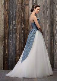 Maybe you would like to learn more about one of these? Die 8 Besten Ideen Zu Jeans Hochzeit Jeans Hochzeit Hochzeit Abschlussball Kleider
