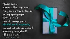 A continuación, conocerás algunas frases de cumpleaños para un hermano menor que te pueden servir para dedicar por facebook, twitter, whatsapp o cualquiera de tus redes. Frases De Cumpleanos Para Un Hermano Con Imagenes