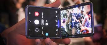 Alteration of earlier fillip, from middle english filippen (to make a signal or sound with thumb and right forefinger, snap the fingers), an attenuated variation of flappen (to flap, clap, slap, strike). Hands On Samsung Galaxy Z Flip Review Digital Camera World