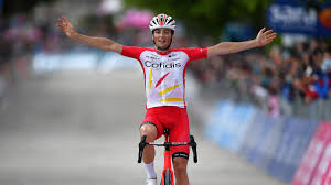 The 2021 giro d'italia will include just 38.4 kilometres of time trials but is packed with six mountain finishes, seven other hilly stages, and almost 47,000 meters of climbing, making the corsa. Giro D Italia 2021 Nikias Arndt Verpasst Etappensieg Ausreisser Dominieren 8 Etappe Eurosport