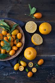 Salade De Wasabina Kumquats Bacon De Shiitake Recettes Brutes Photo Alimentaire Et Fruits Et Legumes