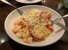 Olive garden offers a wide range of fresh salads, as well as dishes with. Olive Garden San Antonio 7811 Interstate 35 S Menu Prices Restaurant Reviews Tripadvisor