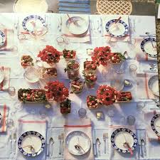 Www.marthastewart.com makes 12 cups and acorn garlands draped over the backs of the dining chairs. Martha Stewart Bastille Day Picnic Simple 4th Of July Table Setting Idea Table Settings Bastille Day Fourth Of July