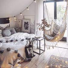 35 Beautiful Hippie Bedrooms Ideas Features Inspira Spaces Boho Style Room Cozy Room Home Decor Bedroom
