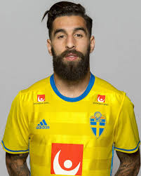 Fenerbahçe maçı öncesinde galatasaray'ın yıldız oyuncularından jimmy durmaz a harika bir skin fade saç modeli. Jimmy Durmaz Record By Referee