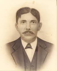 Anna Mcmurtry's Instagram, Twitter & Facebook