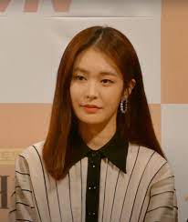 Eugene gave birth in april, 2015 to her first child, a daughter. Jung Yoo Jin Wikipedia