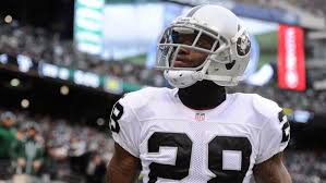 Sie stürzen sich mit dem kopf voran in muskelbepackte wände aus gegenspielern. Schreckliche Tat Ex Nfl Profi Richtet Blutbad An American Football Sportnews Bz